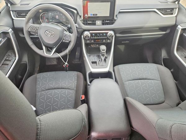 2025 TOYOTA RAV4