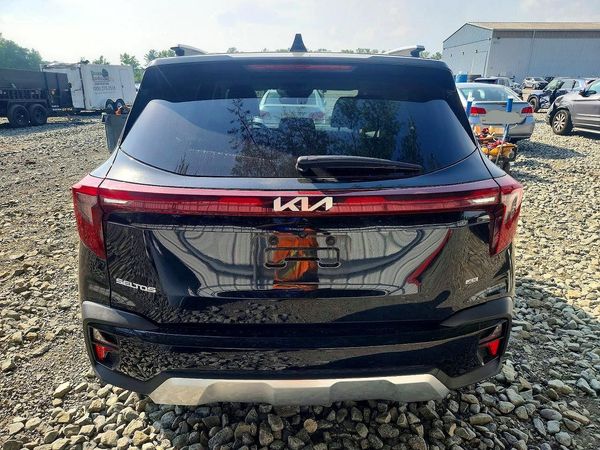 2024 KIA SELTOS S, X-Line