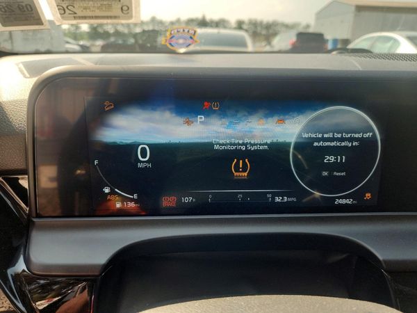 2024 KIA SELTOS S, X-Line