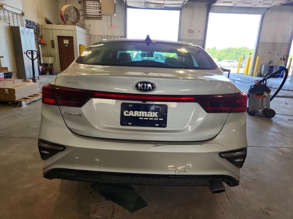 2021 KIA FORTE