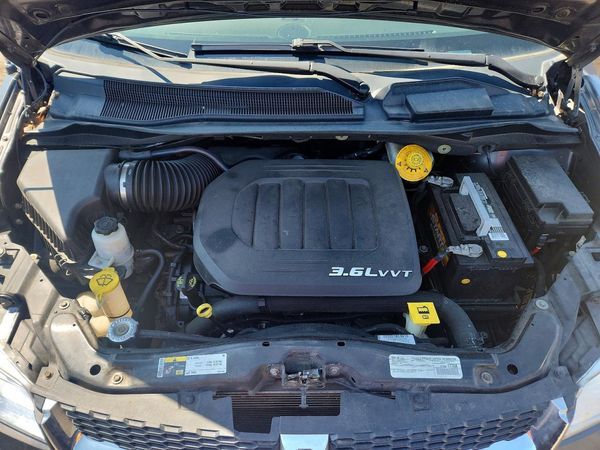 2013 DODGE GRAND CARAVAN SE