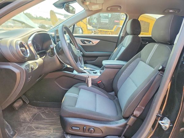 2023 CHEVROLET BLAZER 2LT — DENT