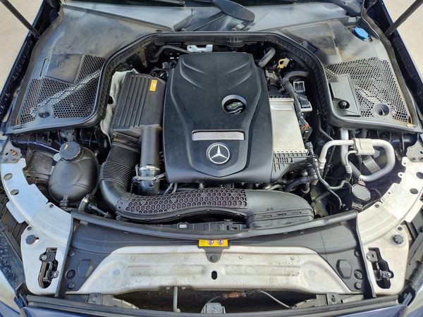 2017 MERCEDES-BENZ C C300