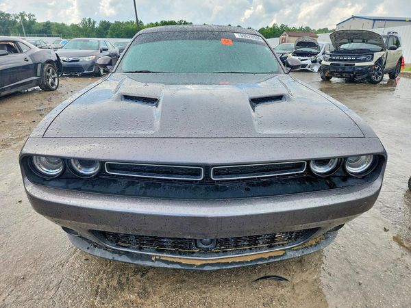2017 DODGE CHALLENGER SXT