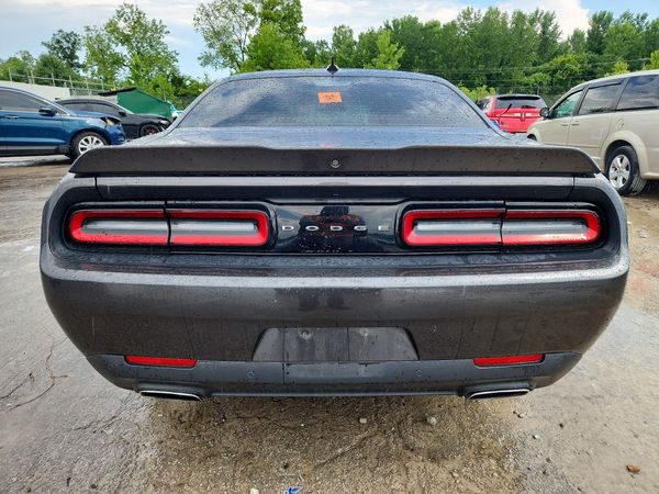 2017 DODGE CHALLENGER SXT