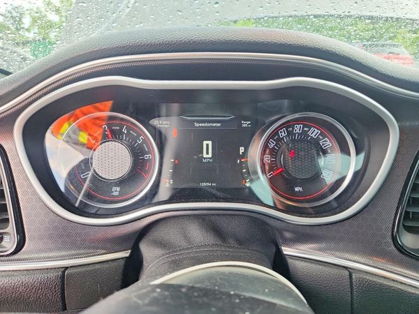 2017 DODGE CHALLENGER SXT