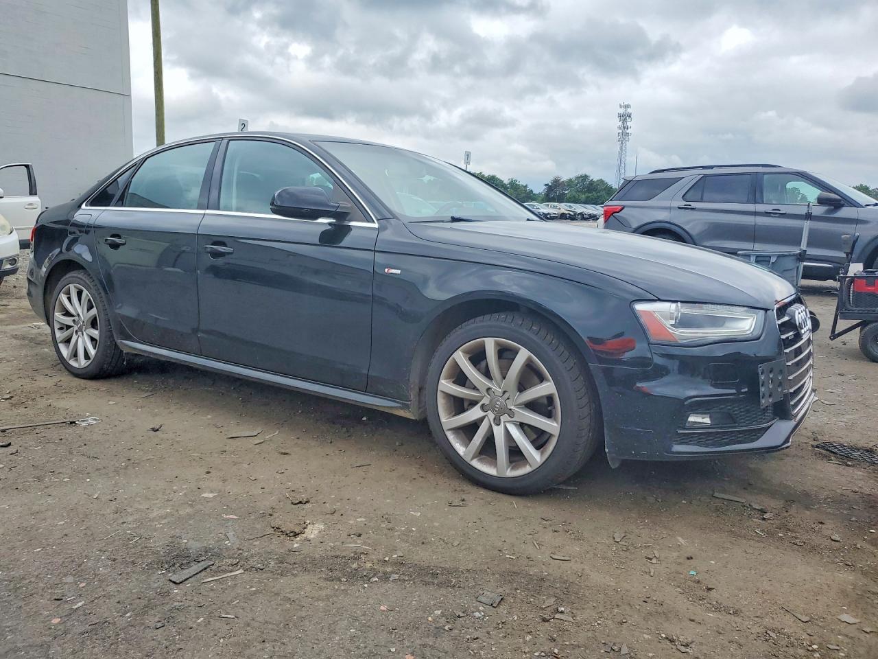 2014 AUDI A4 quattro Premium
