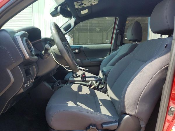 2019 TOYOTA TACOMA SR5