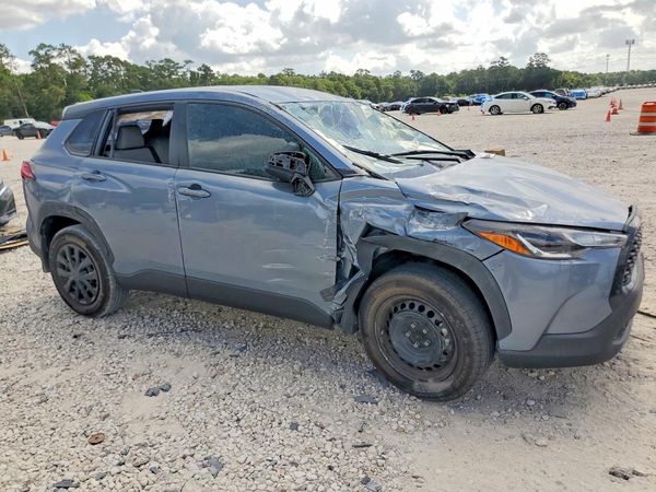 2024 TOYOTA COROLLA CROSS L