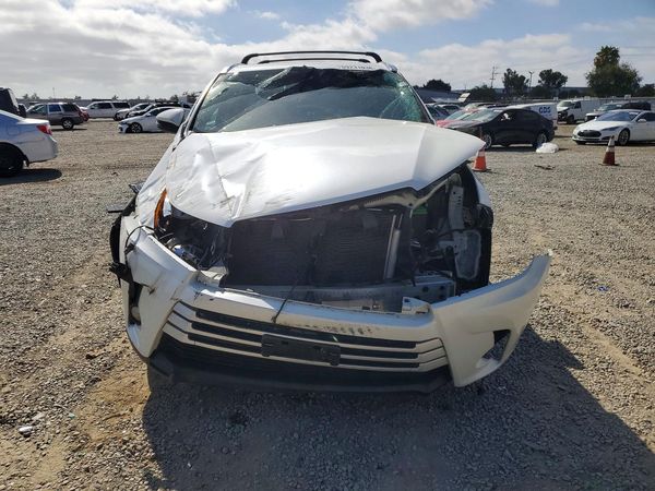 2019 TOYOTA HIGHLANDER SE/XLE