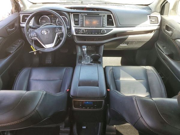 2019 TOYOTA HIGHLANDER SE/XLE