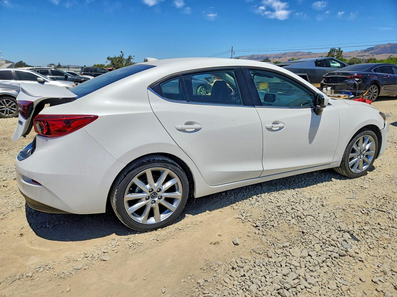 2017 MAZDA 3 Touring