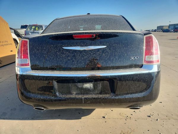 2014 CHRYSLER 300
