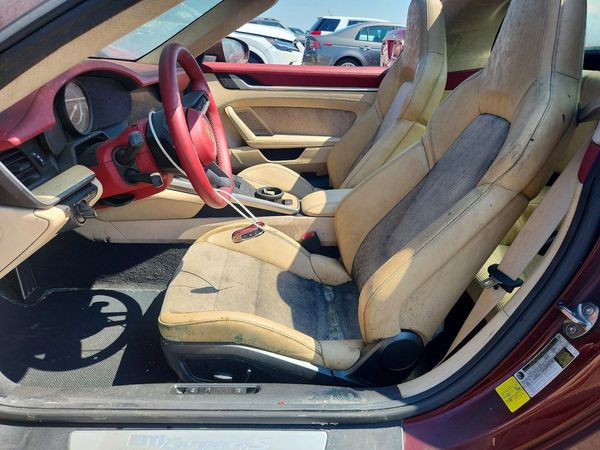 2021 PORSCHE 911