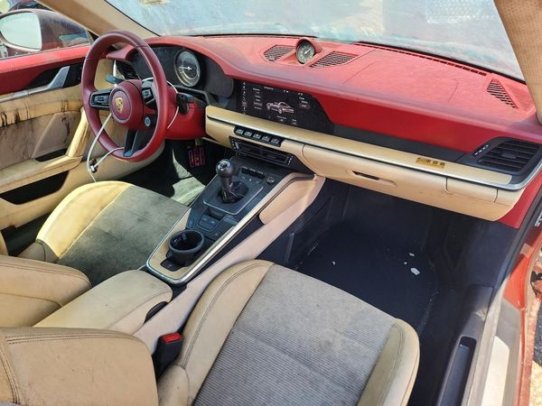 2021 PORSCHE 911