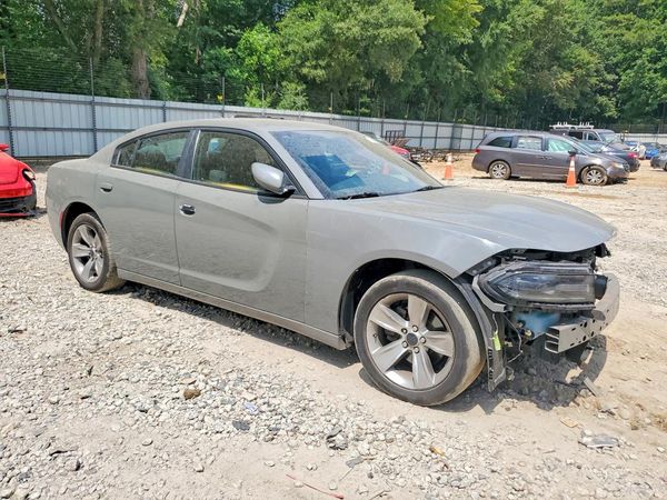 2017 DODGE CHARGER SXT