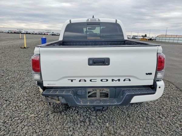 2020 TOYOTA TACOMA SR5