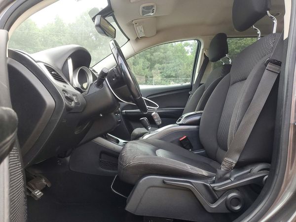 2017 DODGE JOURNEY