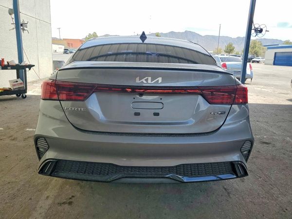 2024 KIA FORTE GT Line