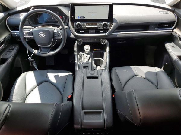 2025 TOYOTA GRAND HIGHLANDER