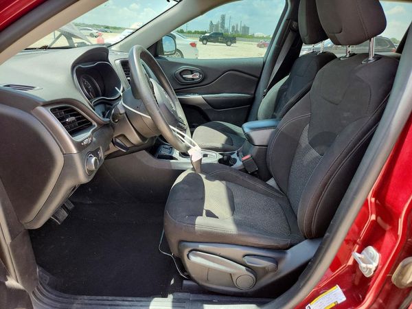 2020 JEEP CHEROKEE LATITUDE FWD