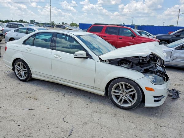 2012 MERCEDES-BENZ C C300 4-MATIC