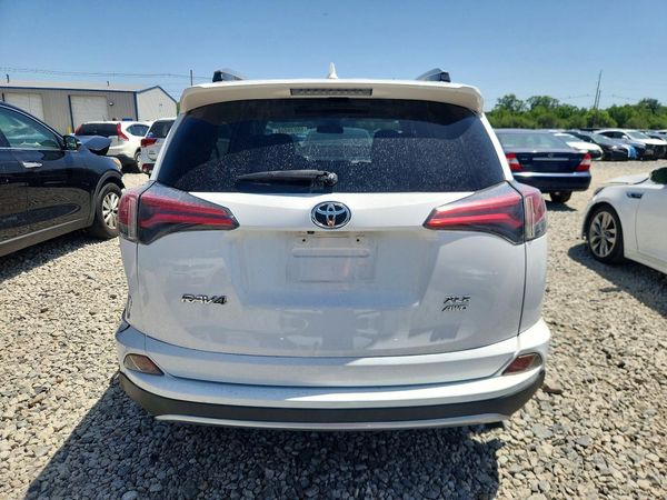 2018 TOYOTA RAV4 Adventure/XLE