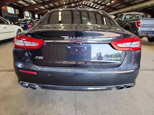 2017 MASERATI QUATTROPORTE Luxury