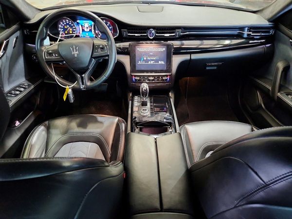 2017 MASERATI QUATTROPORTE Luxury