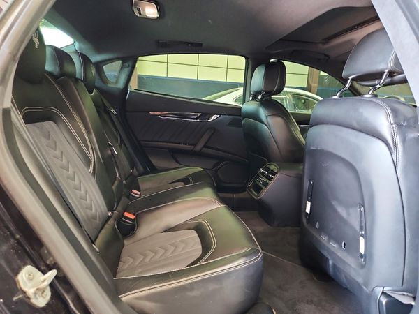 2017 MASERATI QUATTROPORTE Luxury