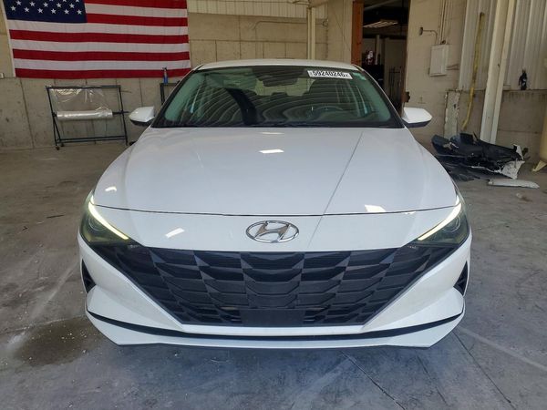 2022 HYUNDAI ELANTRA SEL w/Convenience Pkg