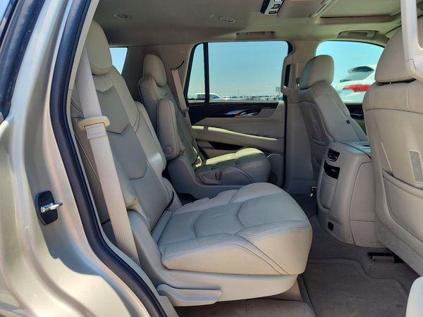 2016 CADILLAC ESCALADE