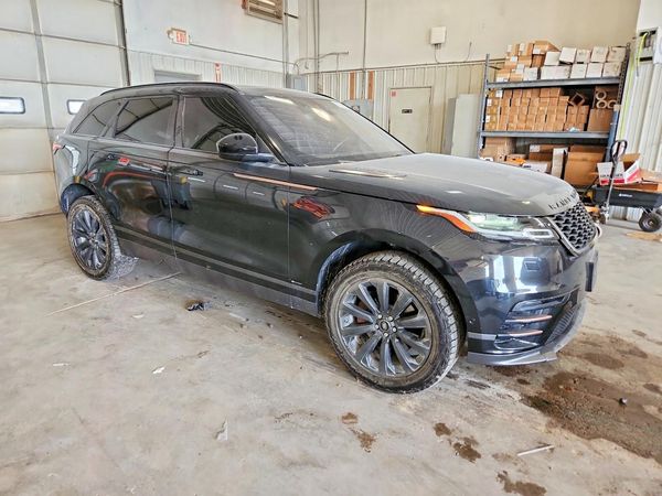 2018 LAND ROVER RANGE ROVER VELAR R-Dynamic SE
