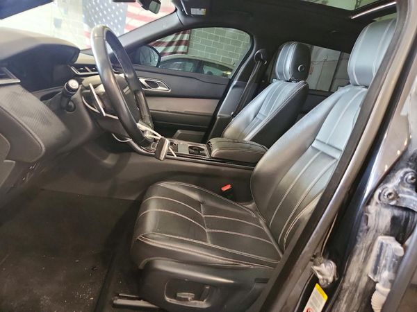 2018 LAND ROVER RANGE ROVER VELAR R-Dynamic SE