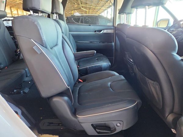 2024 HYUNDAI PALISADE SEL Premium
