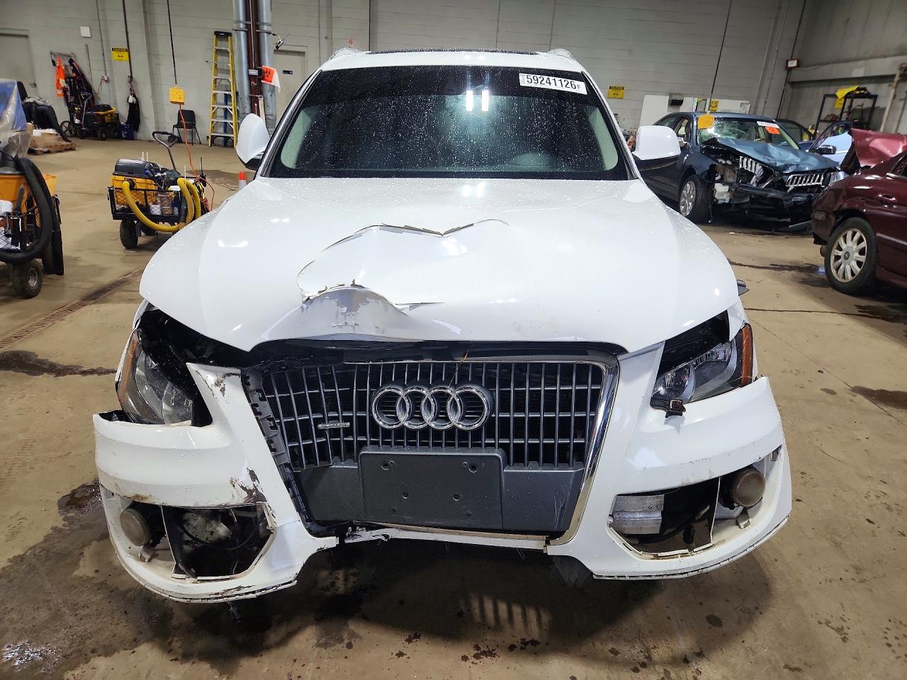 2012 AUDI Q5 Premium