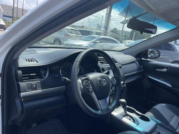 2014 TOYOTA CAMRY
