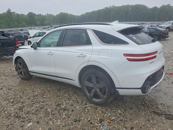 2025 GENESIS GV70