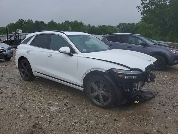 2025 GENESIS GV70