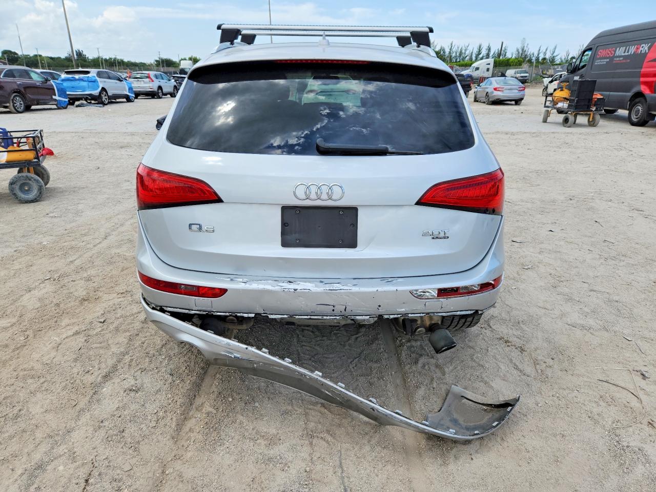 2013 AUDI Q5 Premium Plus