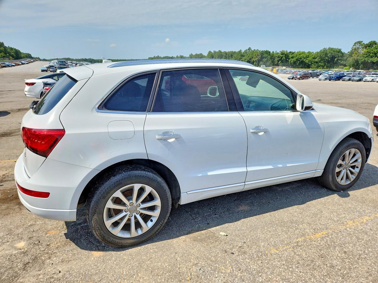 2015 AUDI Q5