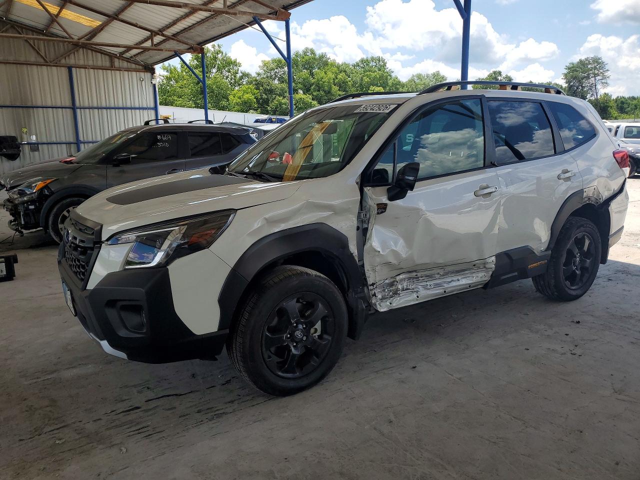 2023 SUBARU FORESTER