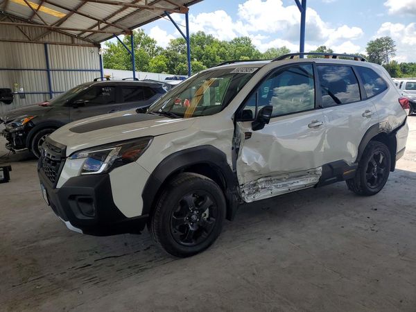 2023 SUBARU FORESTER