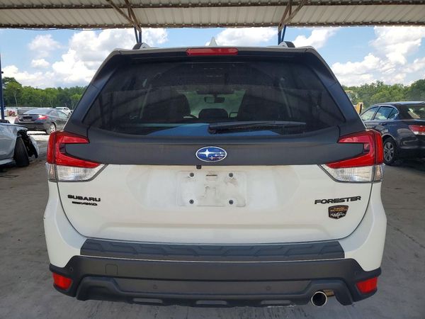 2023 SUBARU FORESTER