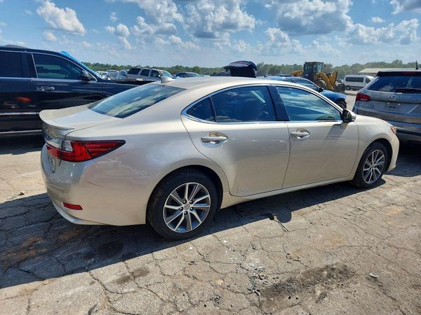 2016 LEXUS ES 300h