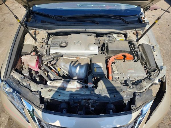 2016 LEXUS ES 300h