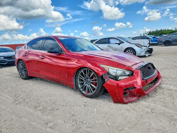 2017 INFINITI Q50