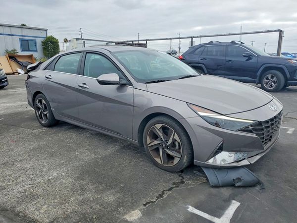 2021 HYUNDAI ELANTRA SEL