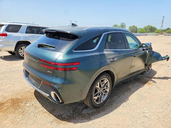 2023 GENESIS GV70