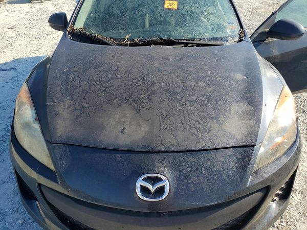 2012 MAZDA 3 Grand Touring/GT — Engine bay